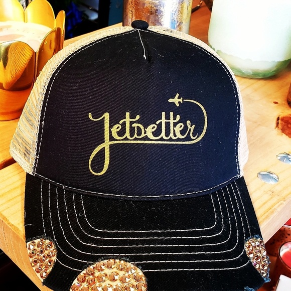 Baseball gold sequined hat. - Picture 1 of 1